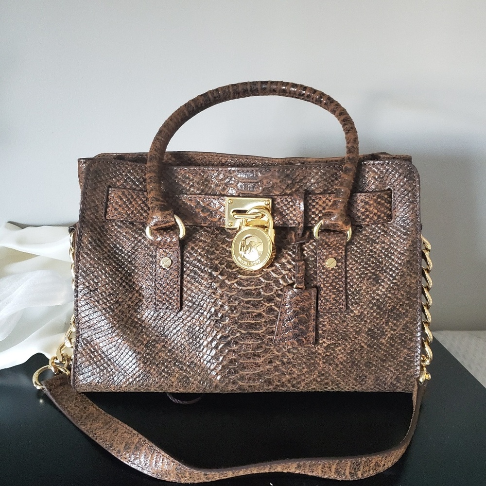 Michael Kors leather purse